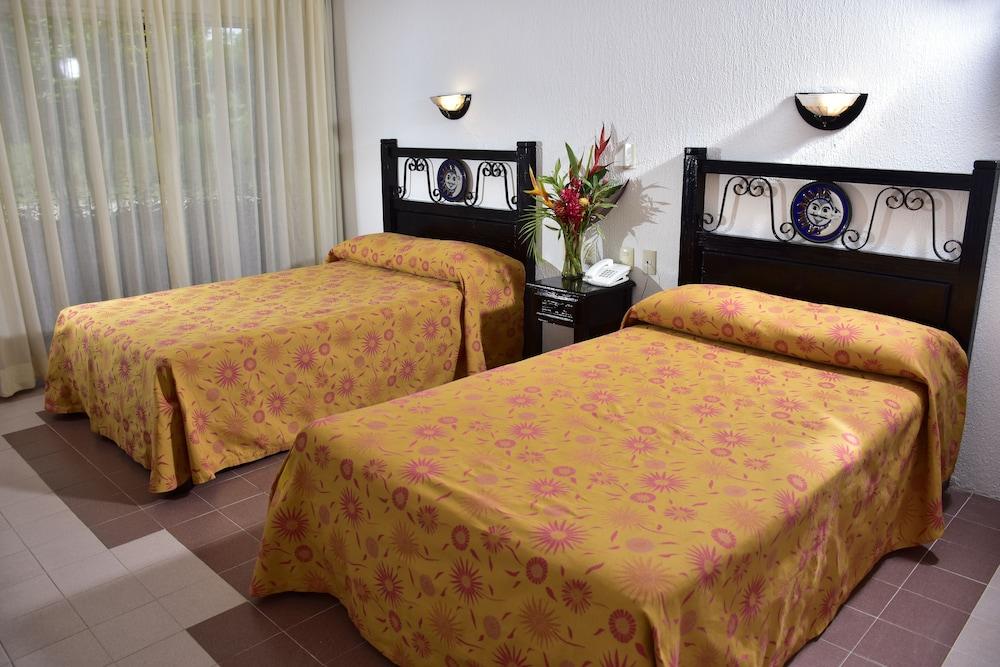 Hotel Plaza Palenque Dış mekan fotoğraf
