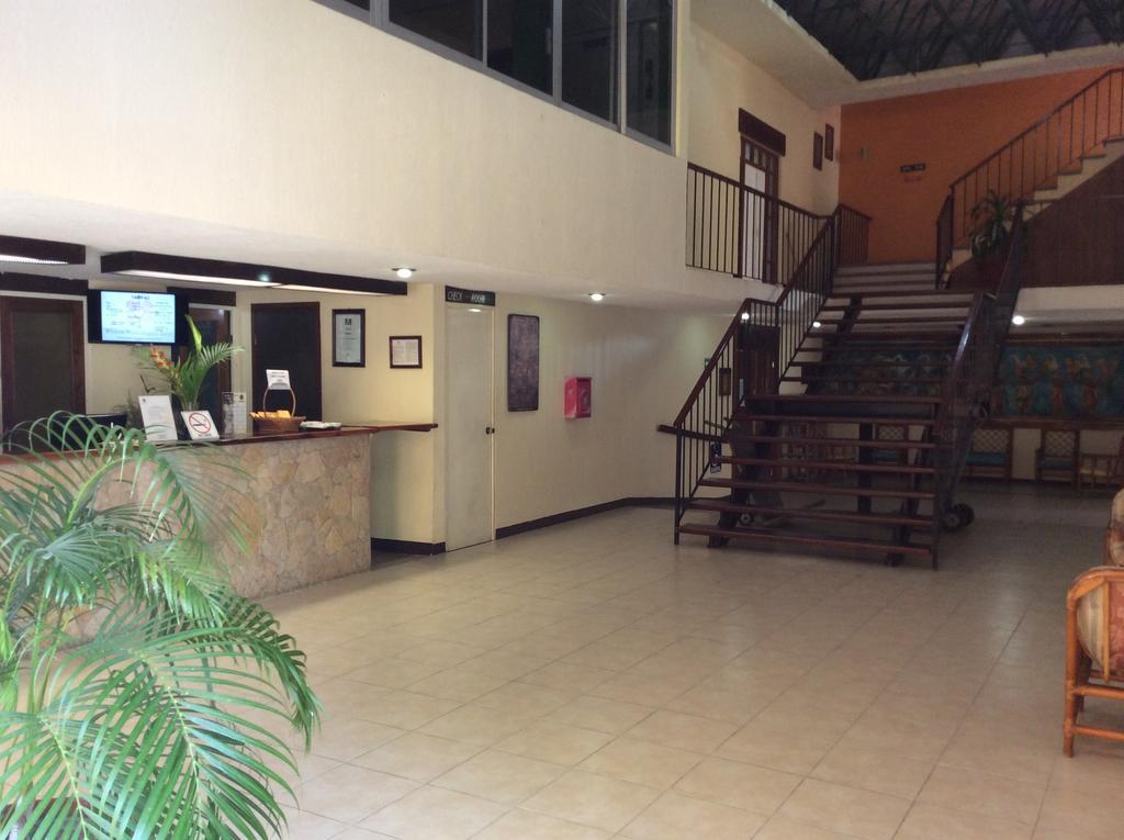 Hotel Plaza Palenque Dış mekan fotoğraf