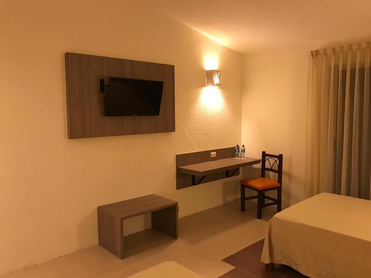 Hotel Plaza Palenque Dış mekan fotoğraf